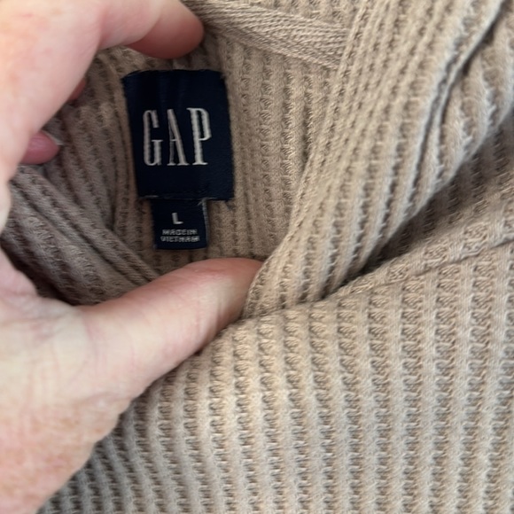 Gap Thermal waffle print Hoodie - Picture 2 of 3